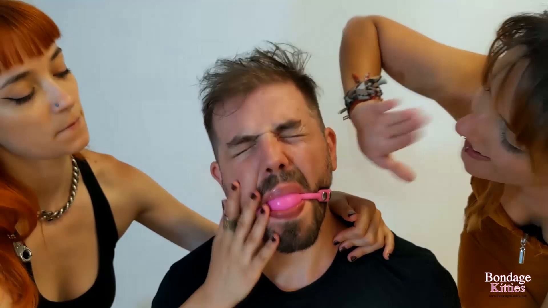 Bondage Kitties  femdim bondage - Jack tied in chair and face licking by 2 sexy girls. Starring  00001