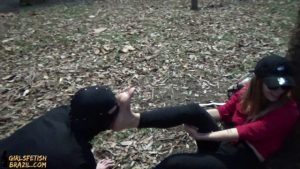 GIRLS FETISH BRAZIL – Dirty Feet in the Park and Humiliation in Public by Princess Shirley # FULL VERSION [Foot Fetish, Foot Worship, Footlicking, Foot Licking]
