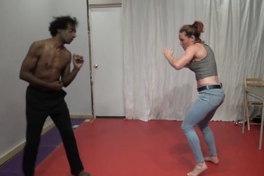 [Femdom 2019] Doom Maidens Wrestling - Felled by Feet with VeVe Lane