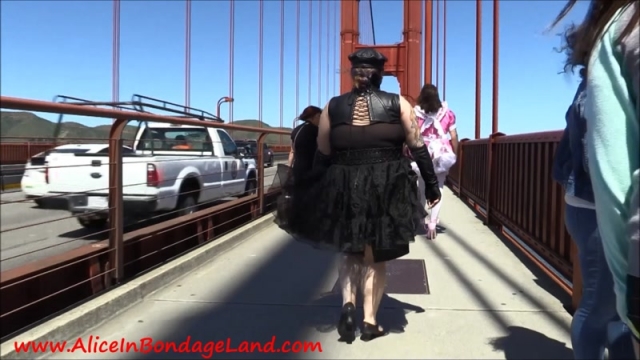 [Femdom 2019] Alice In BondageLand – FemDom – Golden Gate Bridge Public Humiliation Bondage – The Walk of Shame [SISSY SLUTS]