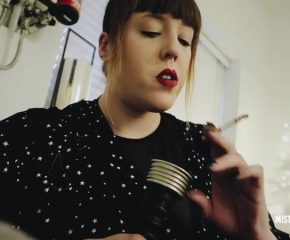 Mistress Komakino starring in video 'SMOKING AND AROMA INTOX MASK' Mistress_Komakino_starring_in_video__AROMA_AND_CIGARETTE_SMOKE_GAS_MASK_.mp4.00002