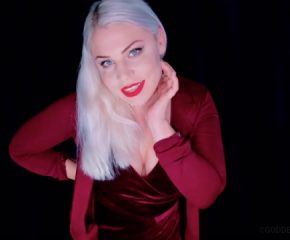 Goddess Blonde starring in video ‘Kitty Evil Rich Bitch’