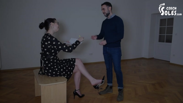 [k2s.cc] [TezFiles.com] Czech Soles, Caught while foot cheating with their real estate agent