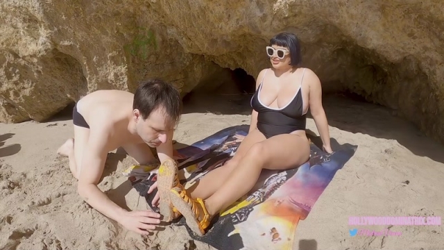 [k2s.cc] [TezFiles.com] Mistress Veronica Vixen starring in video 'Brutal Beach Humiliation'