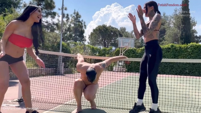 Evil Woman – Casual girls dominating loser on tennis court