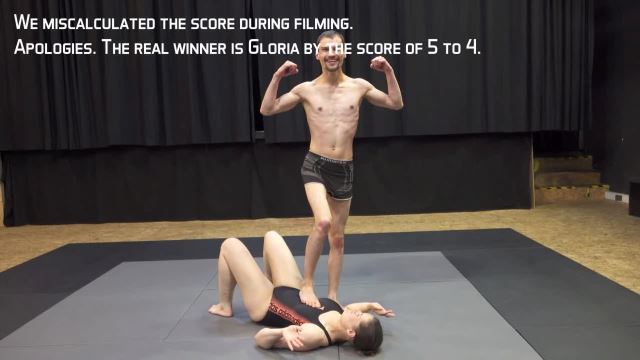 - HH-17: Gloria vs Frank 00002 HH-17: Gloria vs Frank - 00002