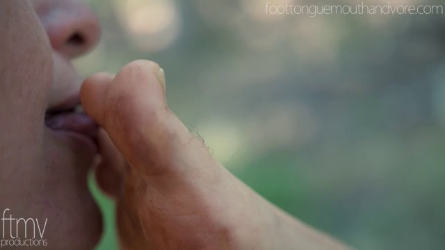Foot Tongue Mouth and Vore - Hippy Girls Dirty Feet Cleansing Ritual In The Forest -  00001