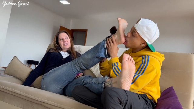 Goddess Grazi - The maid’s step-son - He never knew he loved feet Ep 3 00002 Goddess Grazi - The maid’s step-son - He never knew he loved feet Ep 3 00002