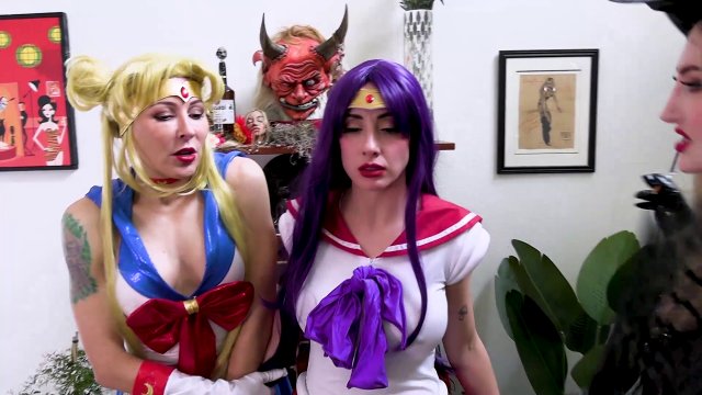 Kendra James Super Heroine World - Ensnared by Silk: Lesbian Domination, Smoking Fetish & Nylon Cocoon Enslavement -  00001