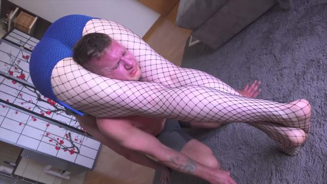 - KL-157 Crushing Him for Amusement 00000 KL-157 Crushing Him for Amusement - 00000