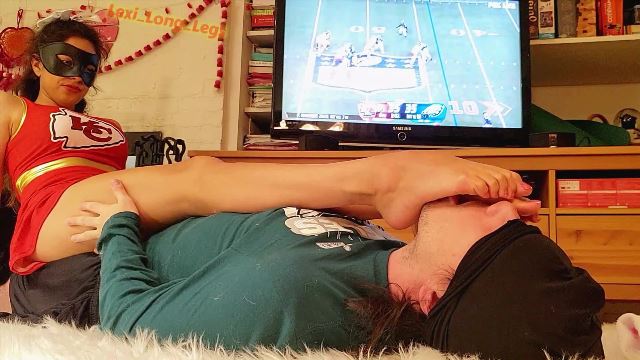 - Super Sole Sunday: Cheerleader Foot Worship 00000 Super Sole Sunday: Cheerleader Foot Worship - 00000