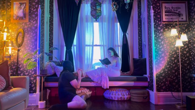 Lexi Luxxe - Captivated in My Feet 00000 Lexi Luxxe - Captivated in My Feet - 00000