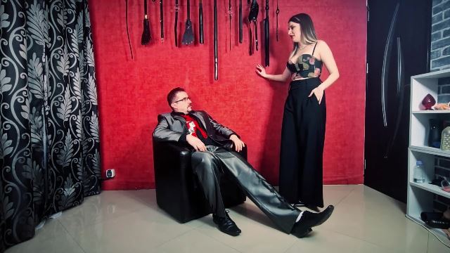 - FROM BOSS TO SLAVE BLACKMAIL AND FEET WORSHIP, ANGLE 2 00000 FROM BOSS TO SLAVE BLACKMAIL AND FEET WORSHIP, ANGLE 2 - 00000