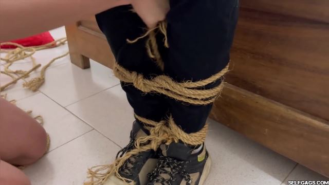 Dominant Girlfriend Practices Her Rope Rigging Skills in Intense Bondage -  00000