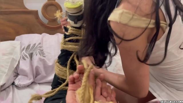 Dominant Girlfriend Practices Her Rope Rigging Skills in Intense Bondage -  00002