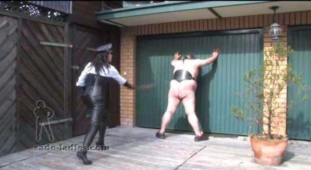 Sado ladies – Lady Pascal – Broken By The Whip