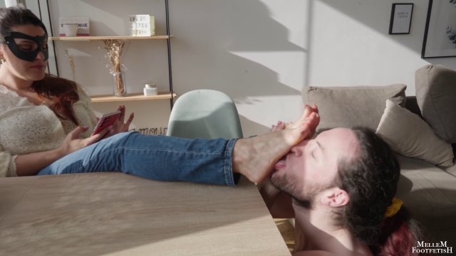 mellemfootfetish - Teasing Under the Table to Face Full of My Perfect Feet 00002