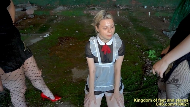 KINGDOM OF FEET AND SLAVES (2022) mistress spit slave – This bitch is worthy only of spitting and dirt