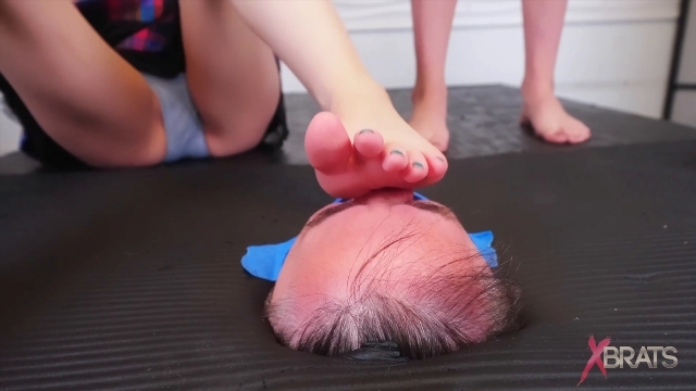 Bratty Foot Girls femdom feet licking – REAL Stink 9. Starring Josie Jo, Valerie Hex