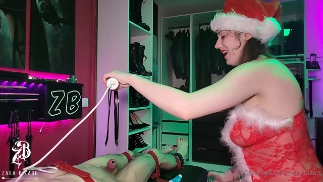 Zara Bizarr femdon bondage: Electrifying Christmas Gifts For The Slave