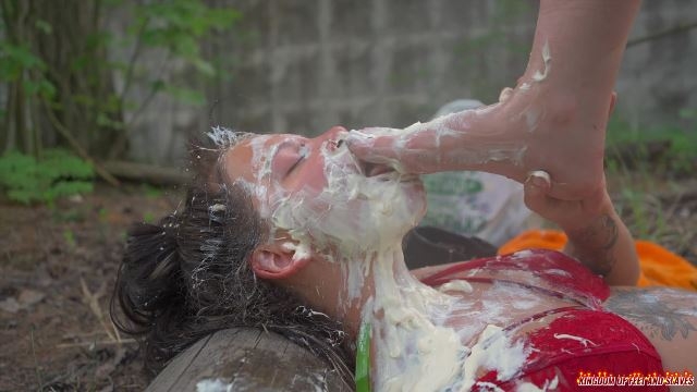 KINGDOM OF FEET AND SLAVES - calorie lunch KINGDOM OF FEET AND SLAVES - calorie lunch