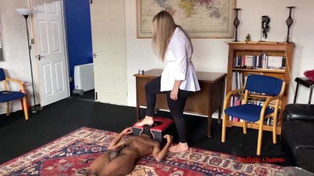 Sadistic Queens - Lady Diosa - Smothered And Stomped By My Beautiful Big Feet Sadistic Queens - Lady Diosa - Smothered And Stomped By My Beautiful Big Feet