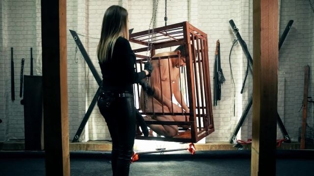 NoirQueenie - PEGGING IN A CAGE ANGLE 1 NoirQueenie - PEGGING IN A CAGE ANGLE 1