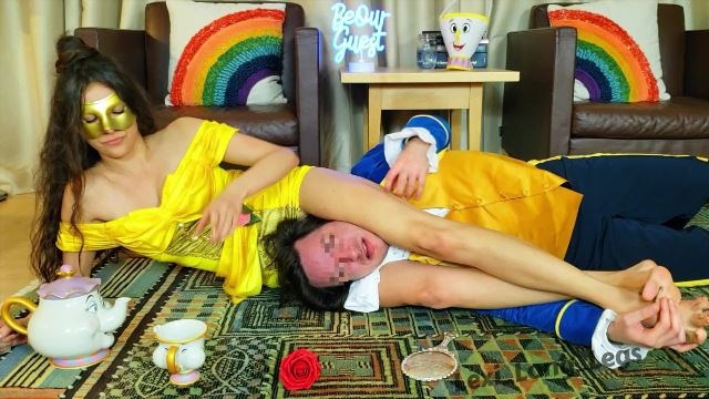 LexiLongLegs - Halloween Scissors: Belle Lexi Turns the Monster into a Prince with Her Thighs LexiLongLegs - Halloween Scissors: Belle Lexi Turns the Monster into a Prince with Her Thighs