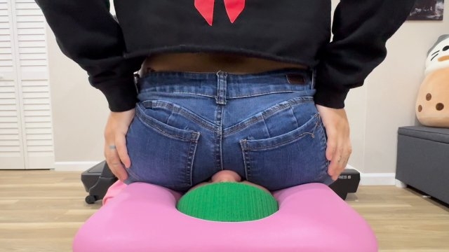 Fetish Nature Films - 7 Days of Farts - Day 2 - Jeans! Fetish Nature Films - 7 Days of Farts - Day 2 - Jeans!
