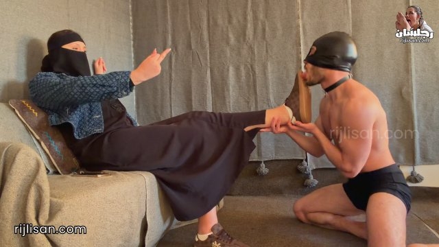 Sufalia – Yasmin Male Submission – Worship my Shoes While I Slap you
