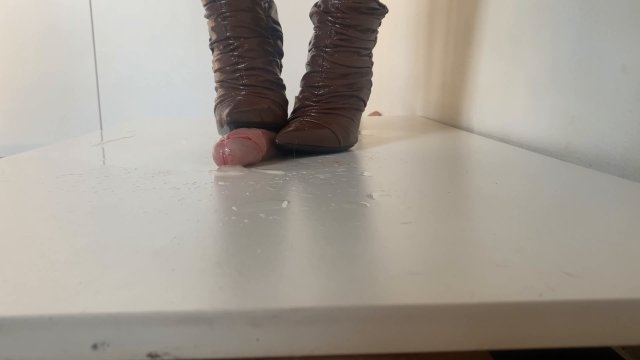 High Heels Goddess Lady Latisha – Lady Latisha – Exklusive Compilation – Versace Stiletto Boots – Cock Trampling – POV -Vol. 1